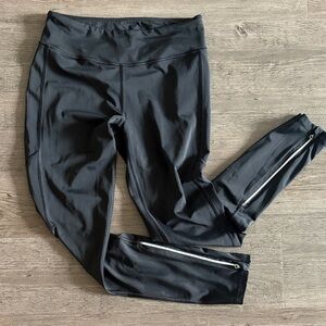 Victoria’s Secret Sport Black Athletic Leggings with Zipper Detail
